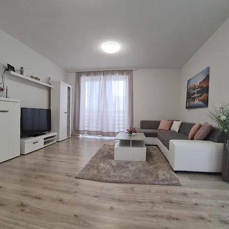 Apartament Safran