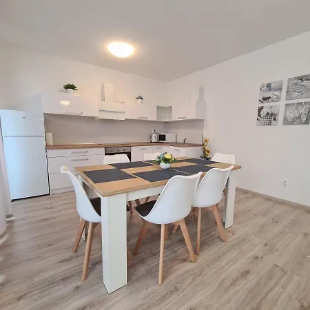 Apartament Safran